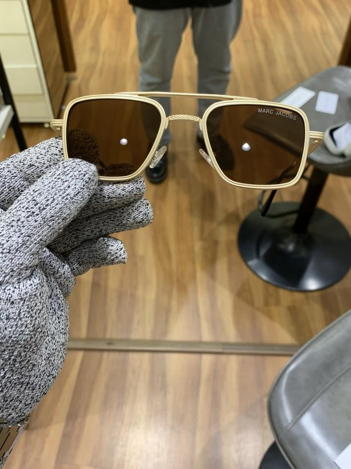 Mar_c Jac_obs 504 Gold Brown