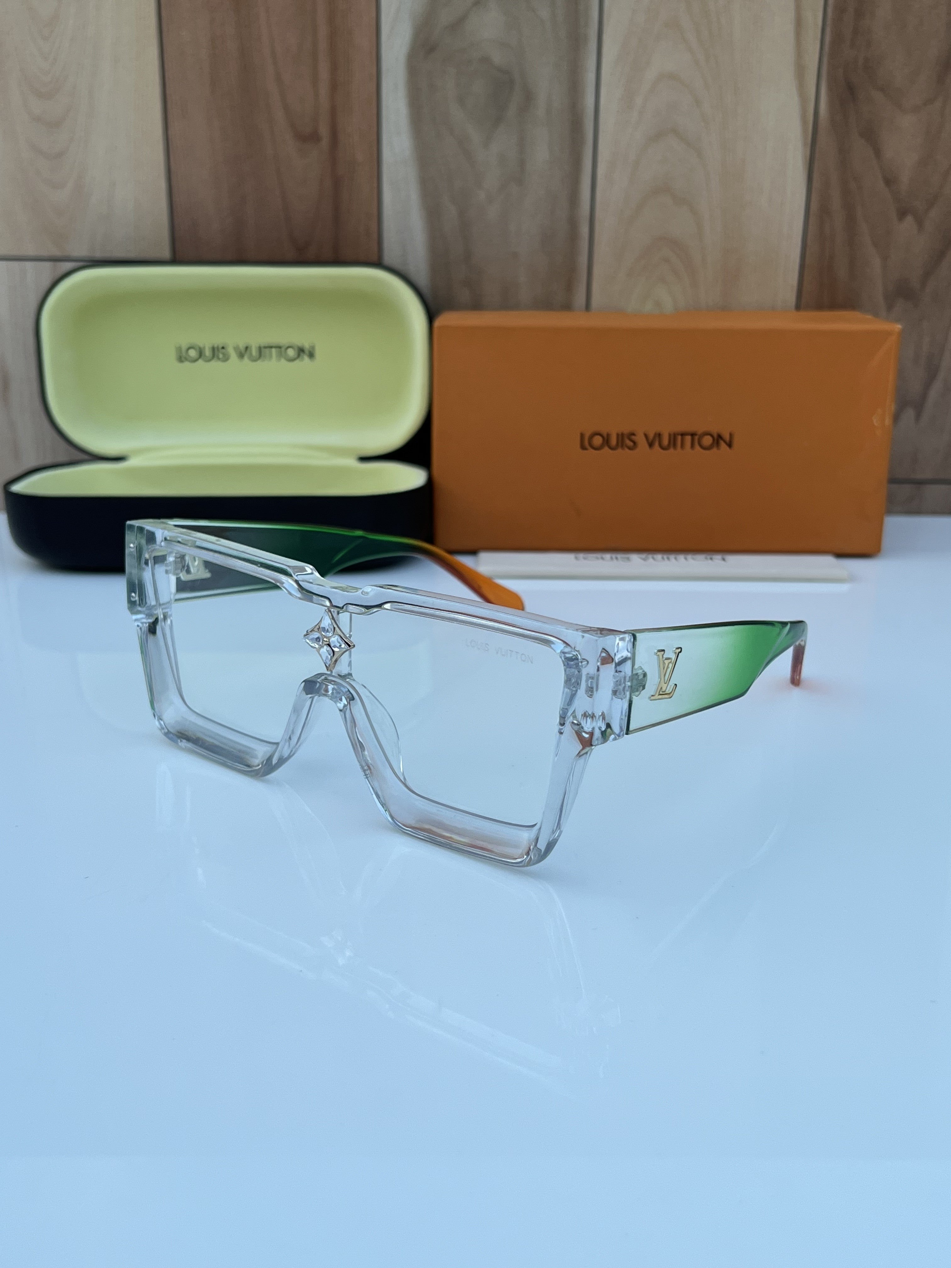 Lou_is vui_tton 8630 Plano