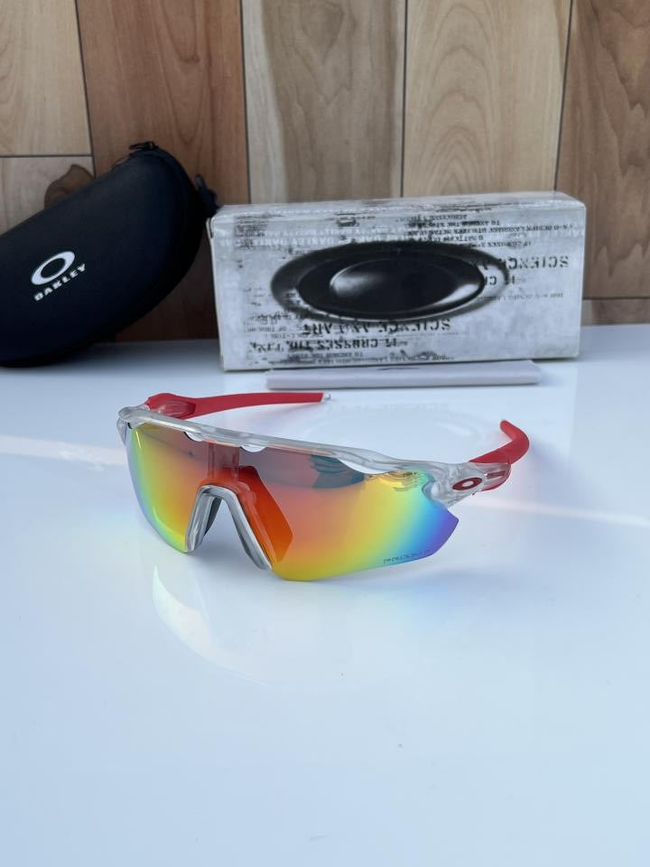 Oak_ley 9208 White Red