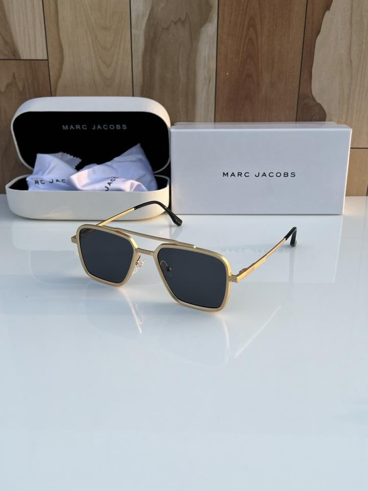 Mar_c Jac_obs 505 Gold Black