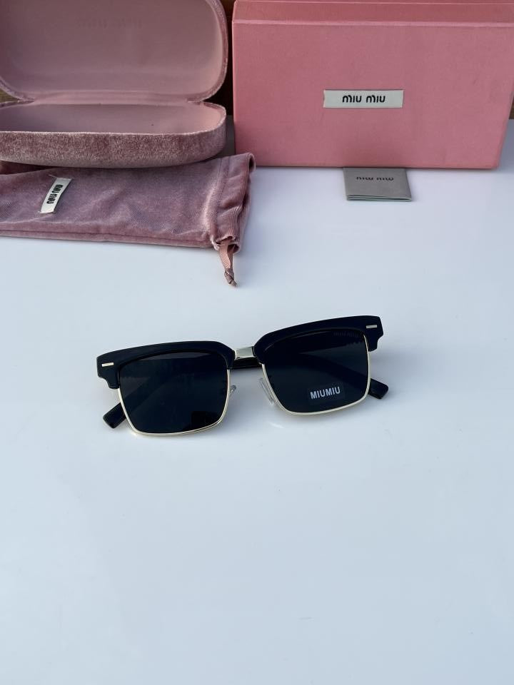 Miu_Miu 110 Glossy Gold Black