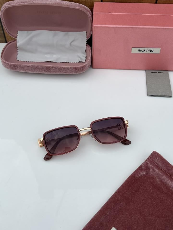 Miu_Miu 559 Gold Pink