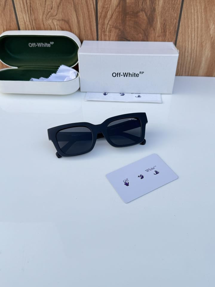 Off_Whi_te 126 Black