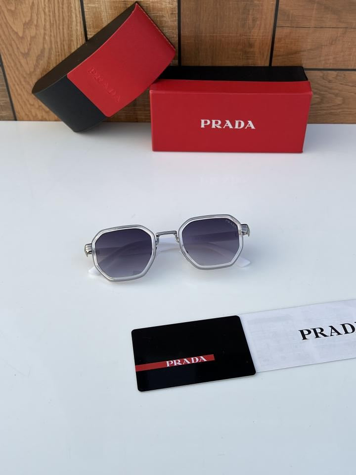 Pra_da 660 Silver White