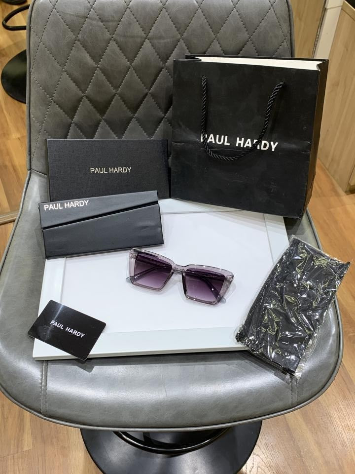 Pau_l Har_dy 3257 Grey