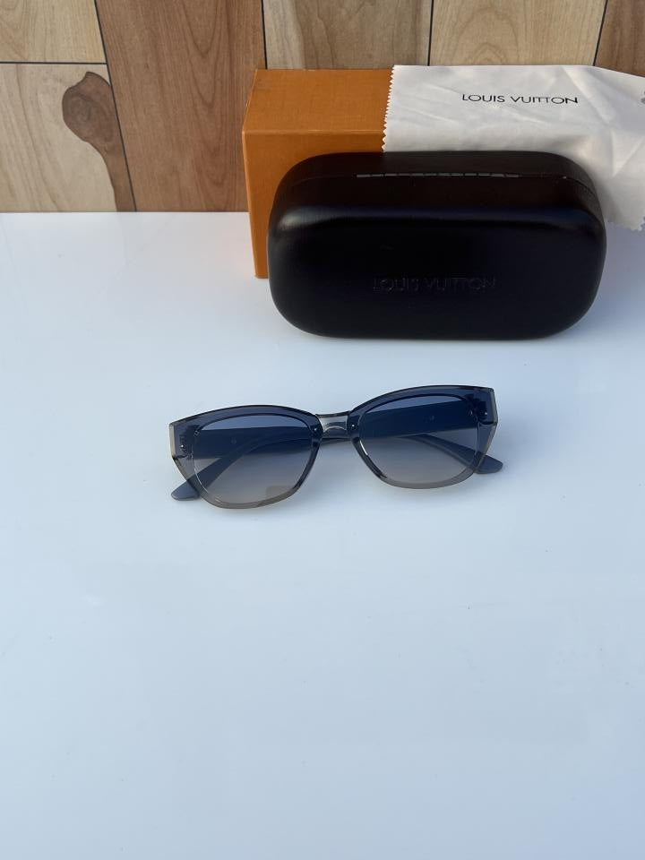 Lou_is Vui_tton 2900 Grey