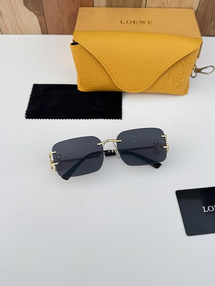 Loe_we 2583 Gold Black
