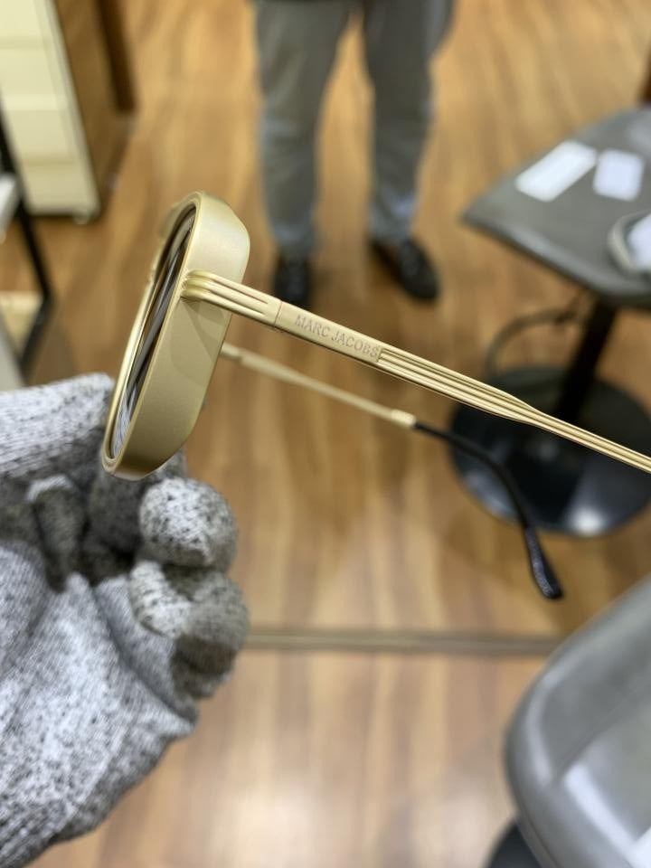 Mar_c Jac_obs 504 Gold Brown