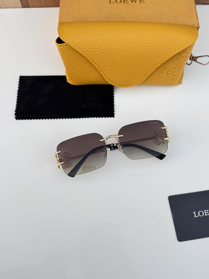 Loe_we 2583 Gold Brown