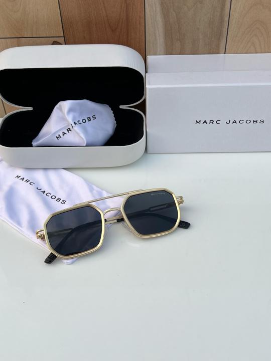 Mar_c Jac_obs 518 Gold Black