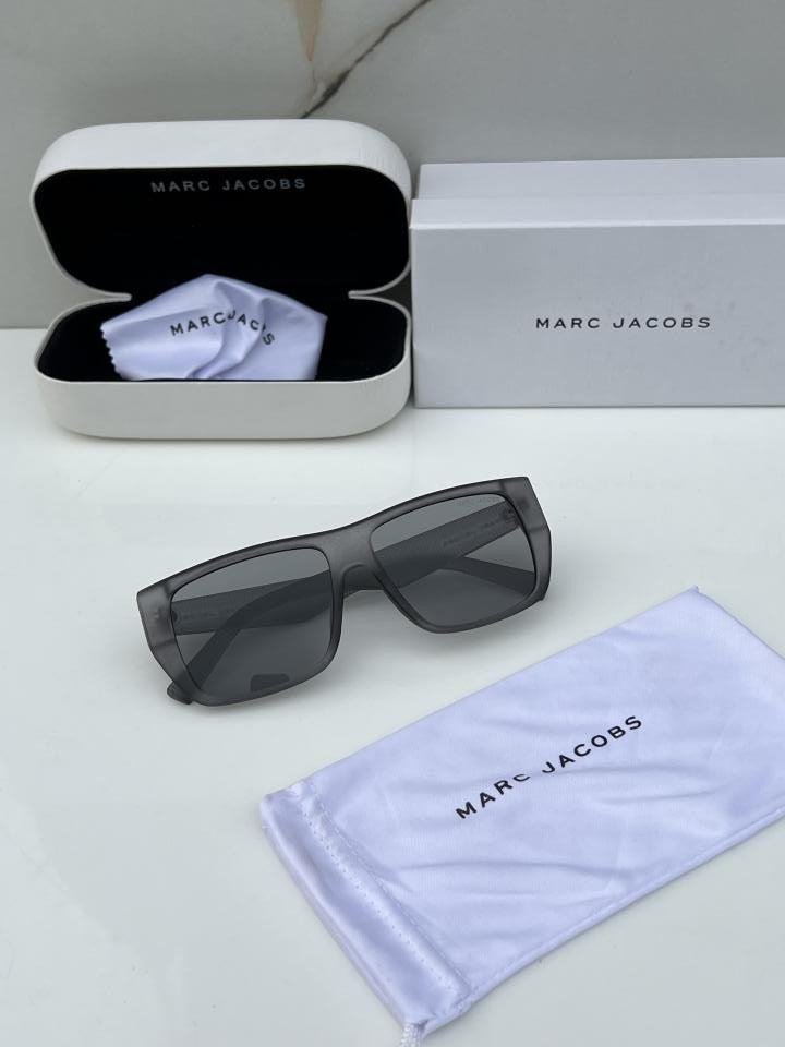 Mar_c Jac_obs 56801 Grey