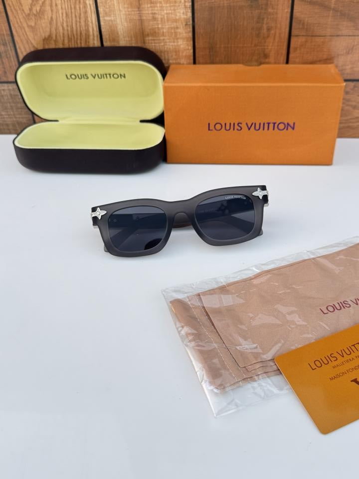 Lou_is Vui_tton 1126 Grey