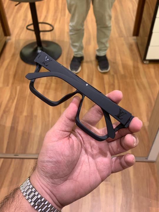 Lou_is Vui_tton 1502 Black Plano