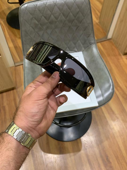 Dio_R 8832 Black