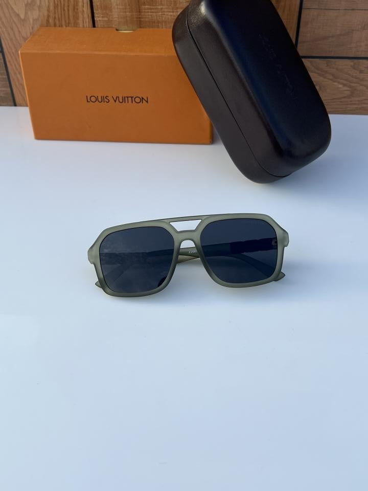 Lou_is Vui_tton 2687 Green