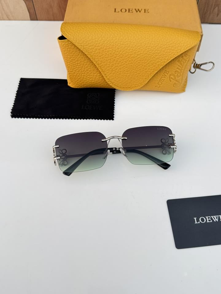 Loe_we 2583 Silver Green
