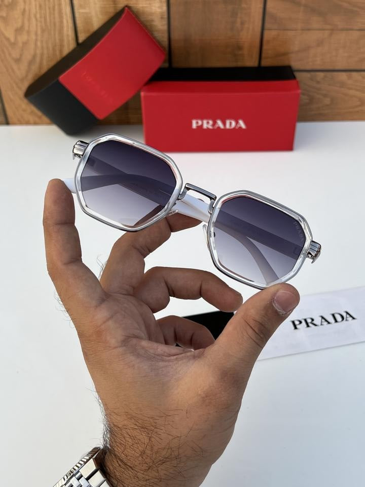 Pra_da 660 Silver White