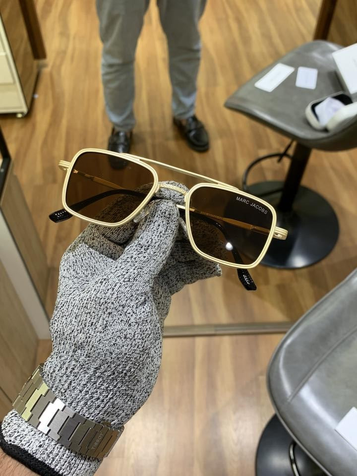 Mar_c Jac_obs 504 Gold Brown