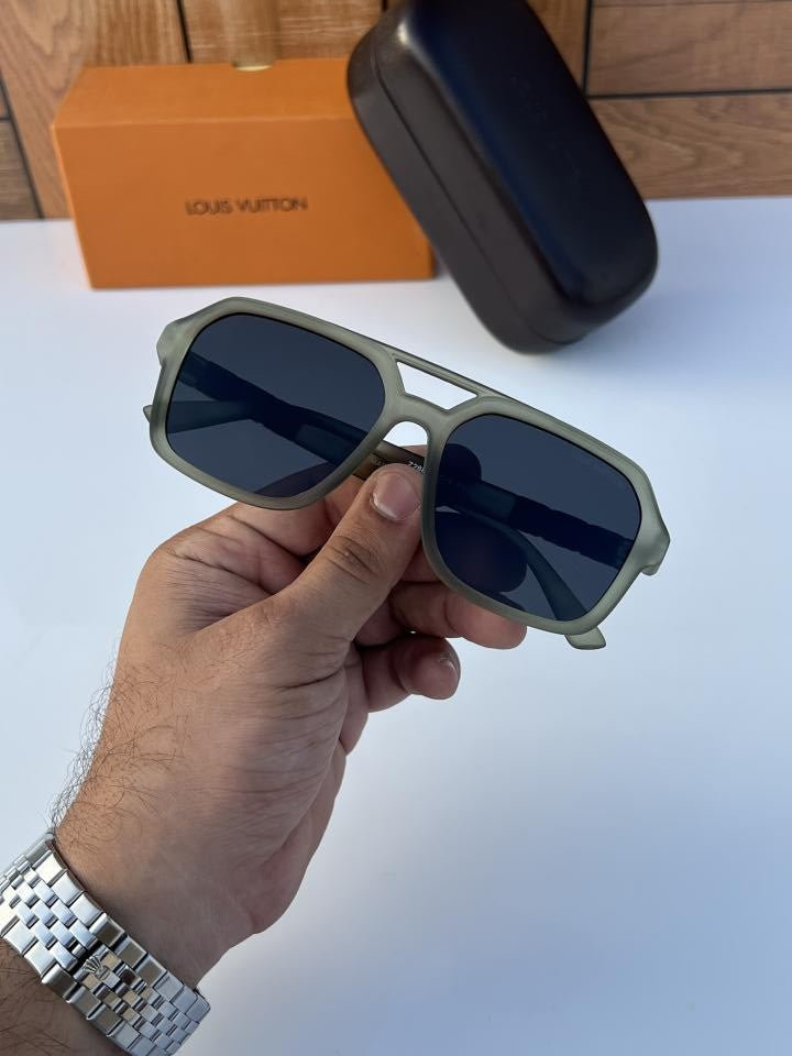 Lou_is Vui_tton 2687 Green