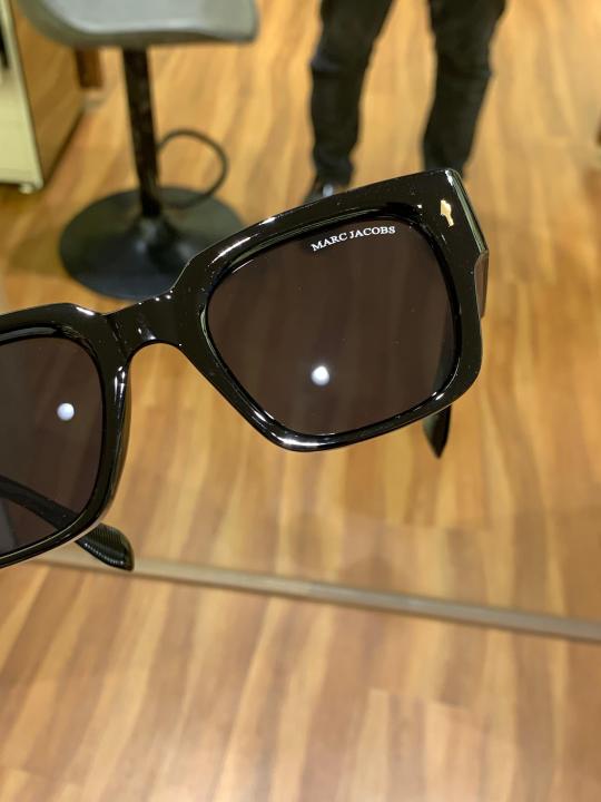 Mar_c Jac_obs 11 Black