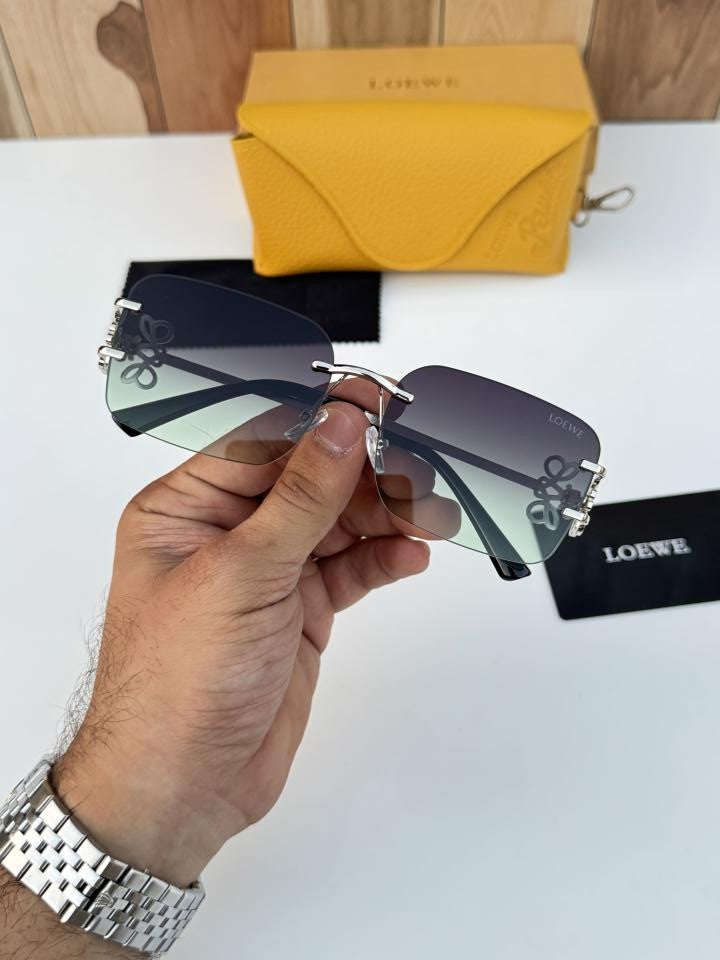 Loe_we 2583 Silver Green