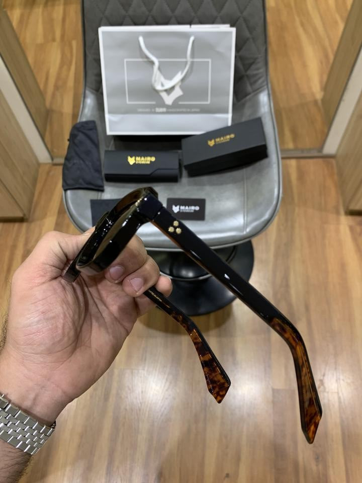 Mai_ro 77 Black Tiger