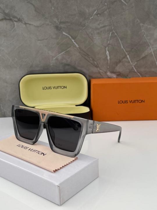 Lou_is Vui_tton 1502 Grey Black