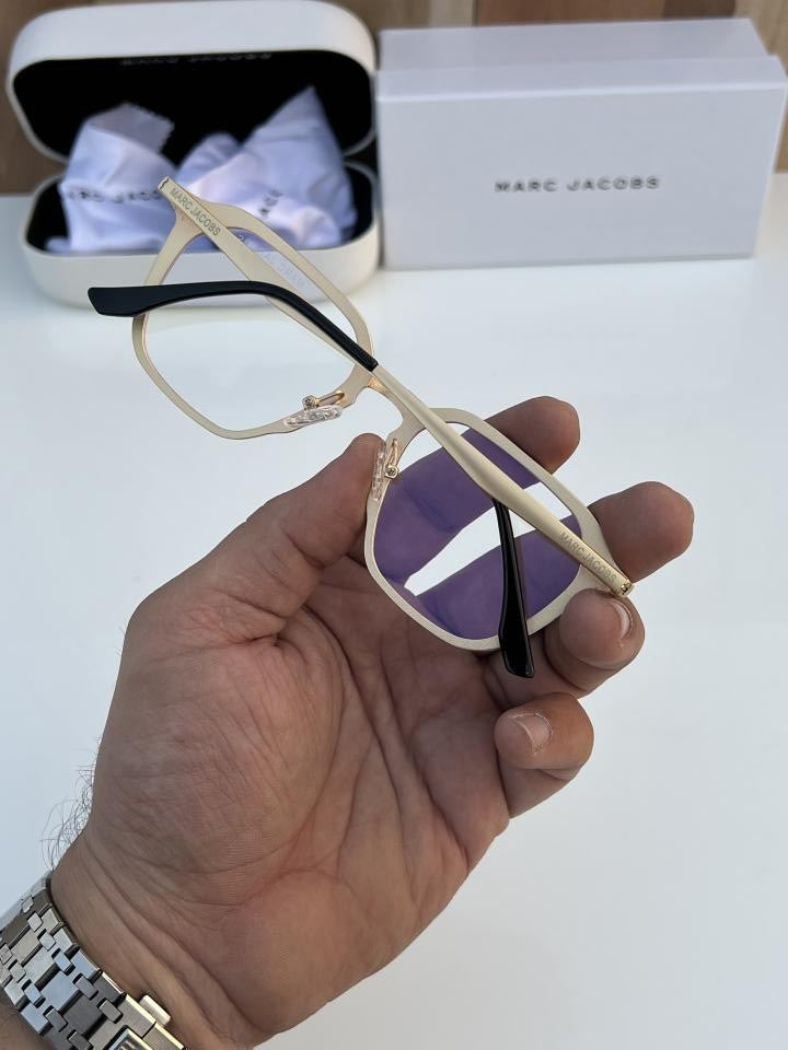 Mar_c Jac_obs 502 Gold Plano