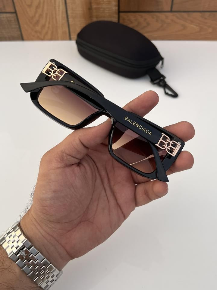 Bal_enciaga 80070 Black Brown