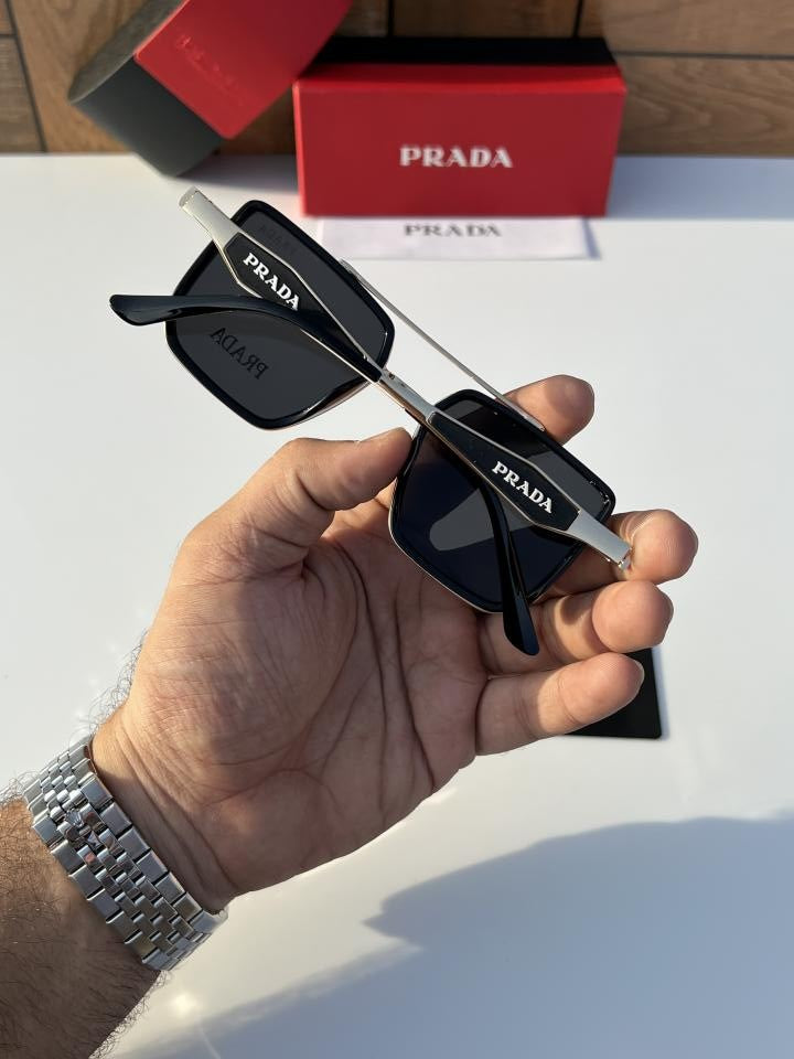 Pra_da 3034 Gold Black