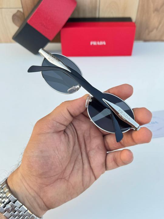 Pra_da 8007 Silver Black