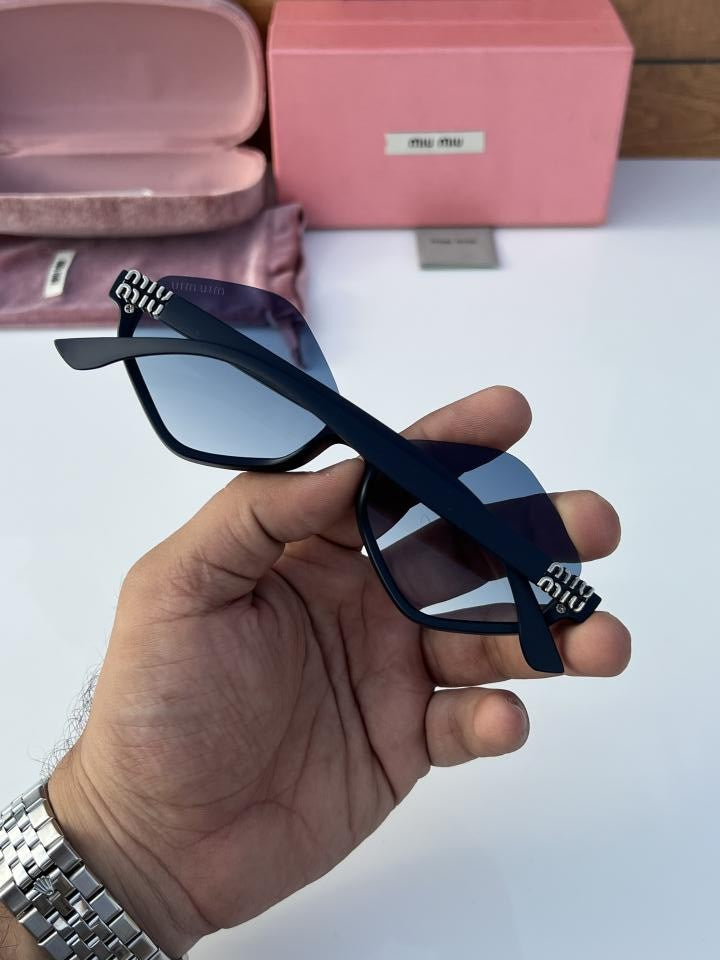 Miu_Miu 113 Matt Blue