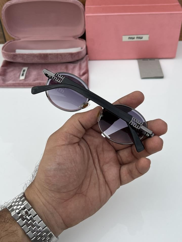 Miu_Miu 1423 Black Shaded