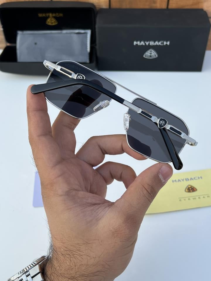 May_bach 1441 Silver Black