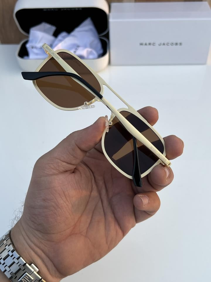 Mar_c Jac_obs 503 Gold Brown