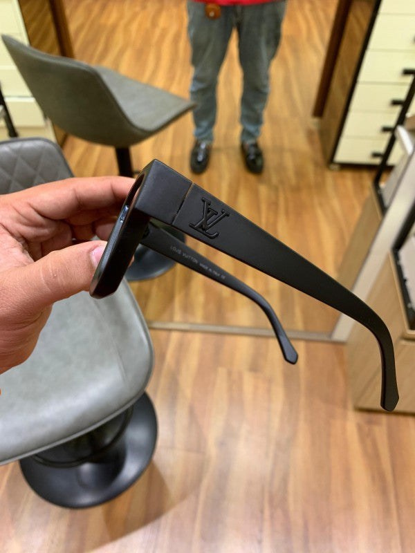 Lou_is Vui_tton Square Evidence 1502 Black