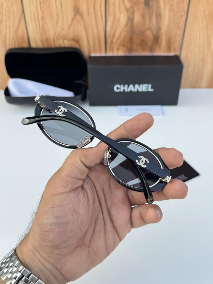 Cha_nel 7359 Gold Black