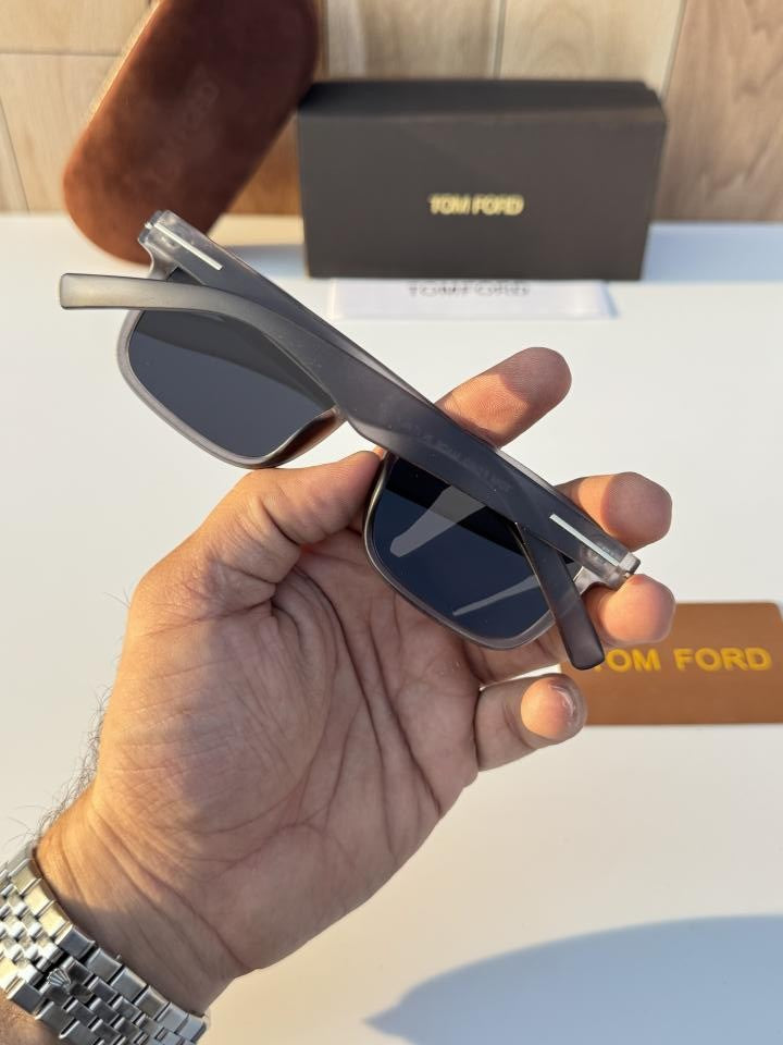 Tom_ford 826 Matt Grey Black