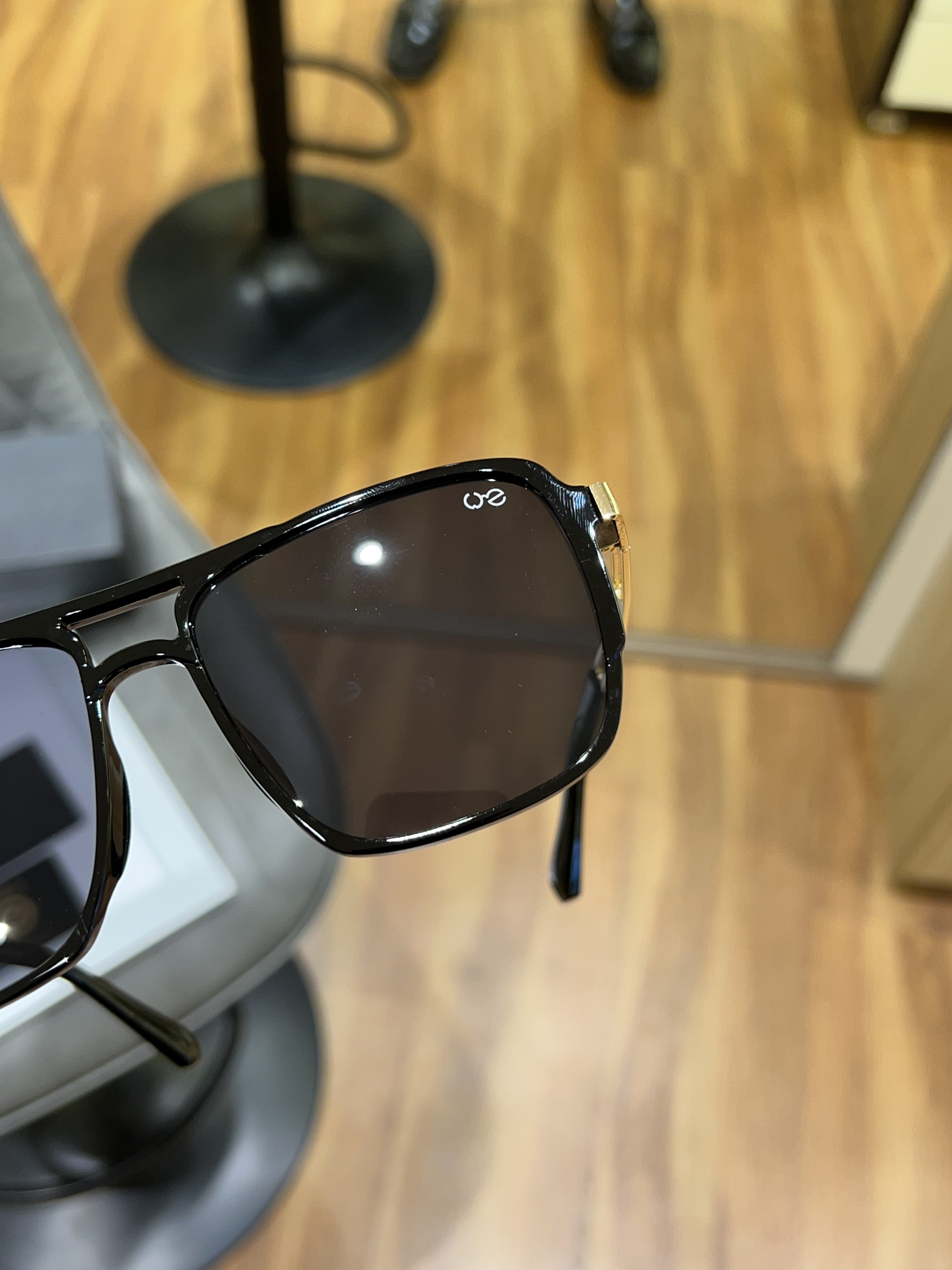 Wil_son 21104 Gold Black