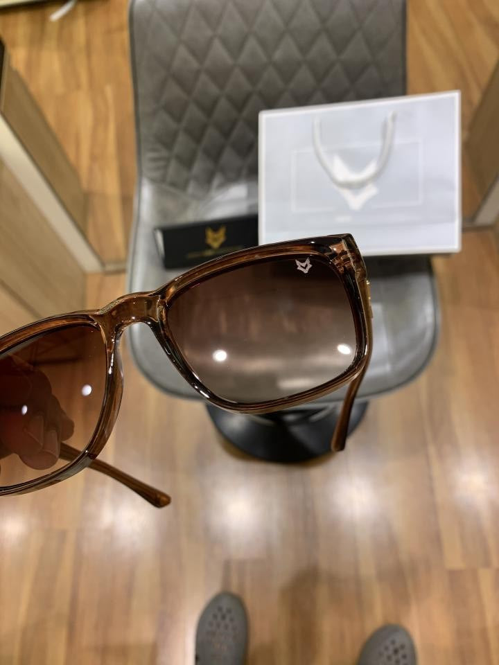 Mai_ro 3207 Brown