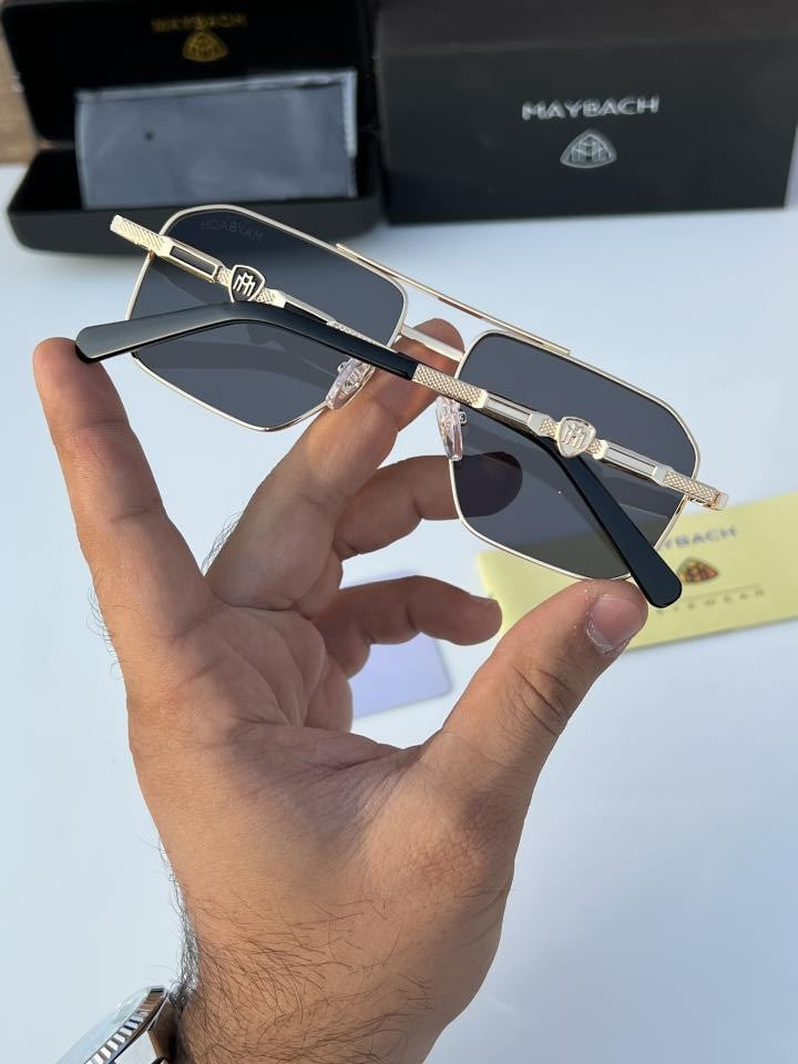 May_bach 1441 Gold Black