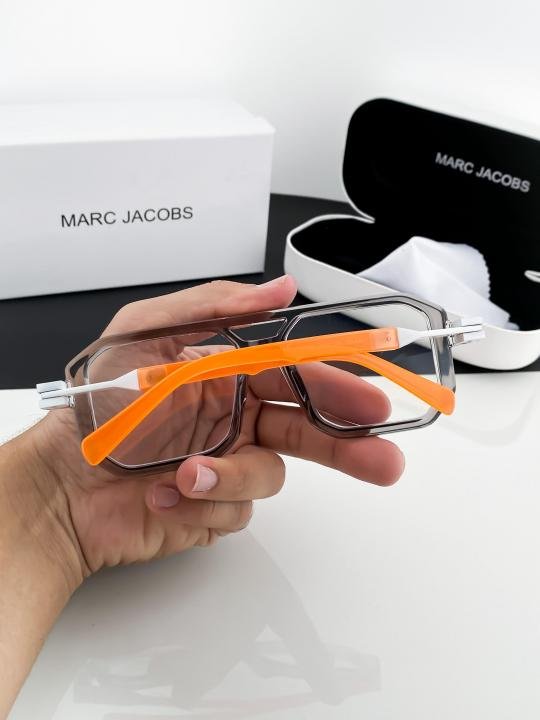 Mar_c Jac_obs 6125 Grey Orange