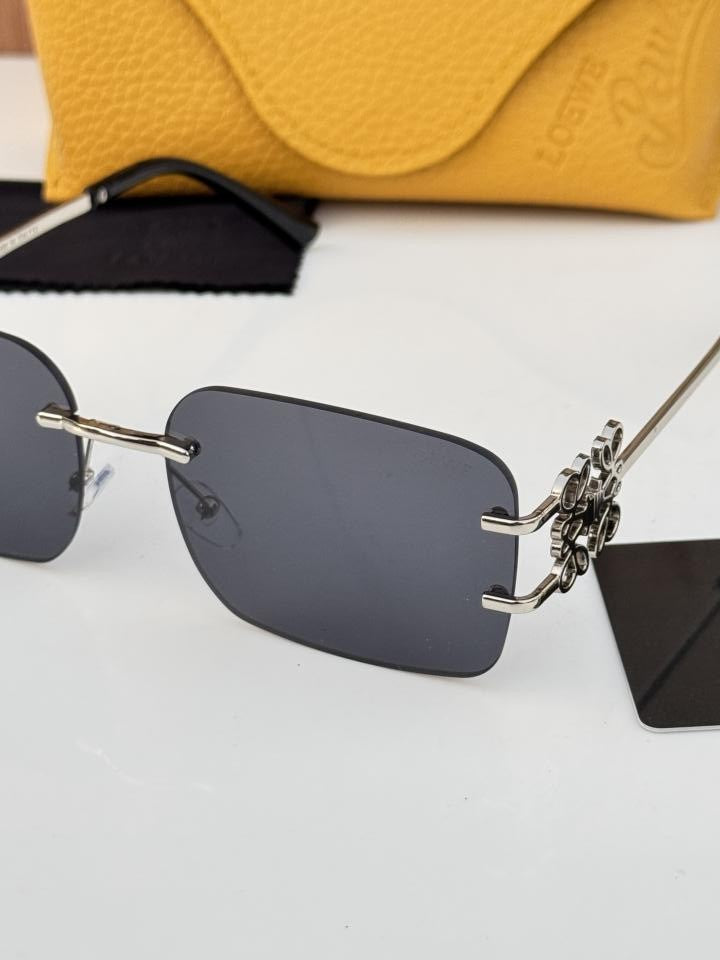 Loe_we 2583 Silver Black