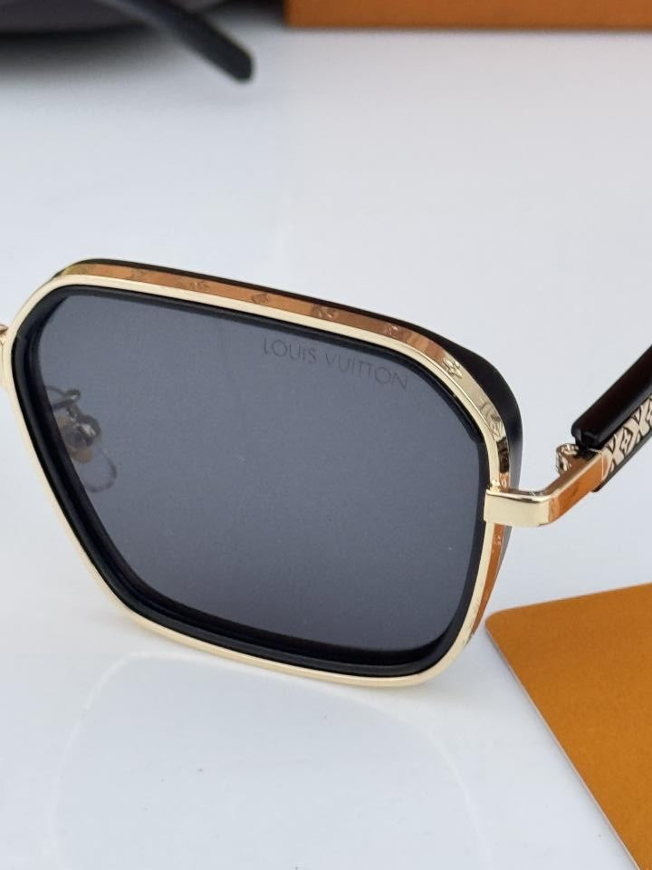 Lou_is Vui_tton 5013 Gold Black