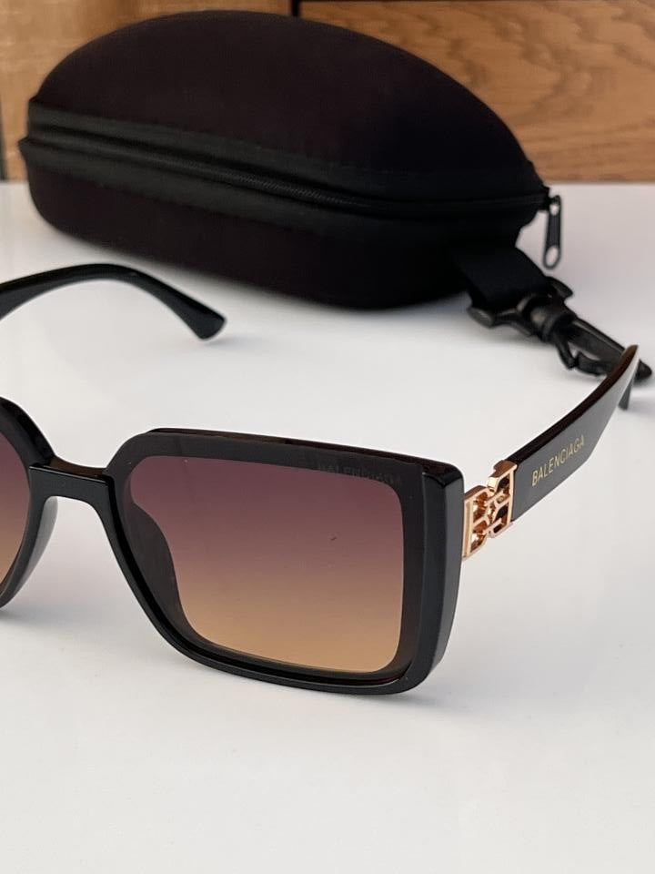 Bal_enciaga 80070 Black Brown