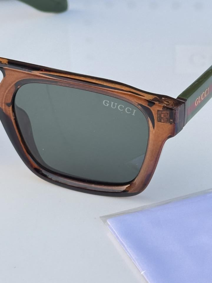 Guc_ci 4951 Brown Green