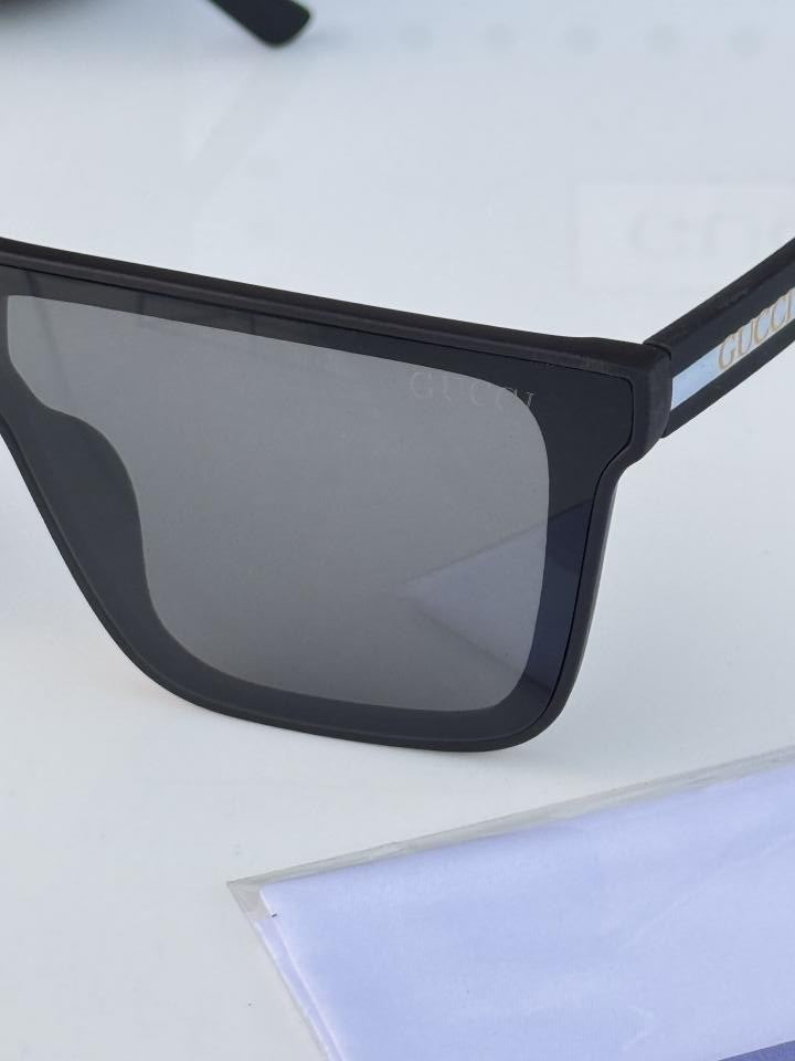 Guc_ci 2639 Black White