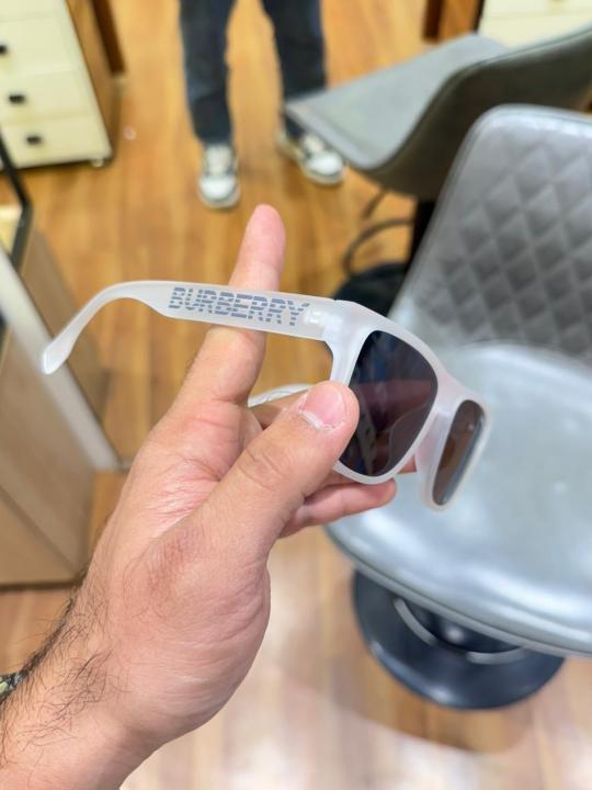 Bur_berry 4358 White Black