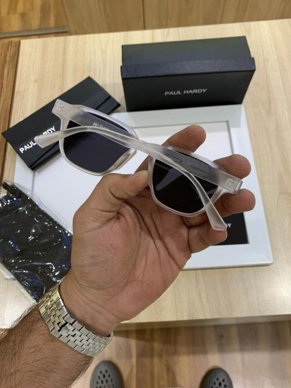 Pau_l Har_dy Y05 White Black