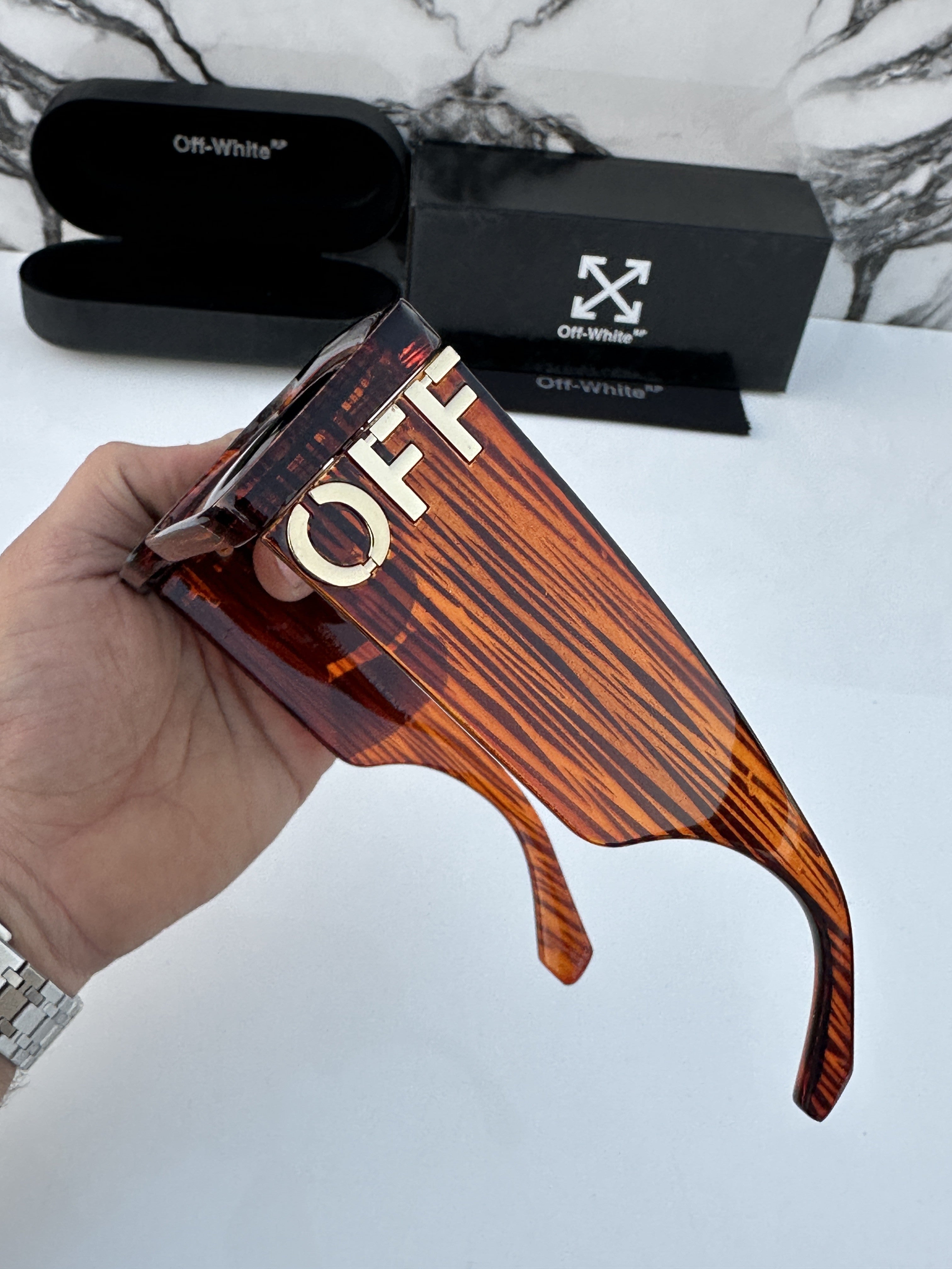 Off_White 1218 Brown